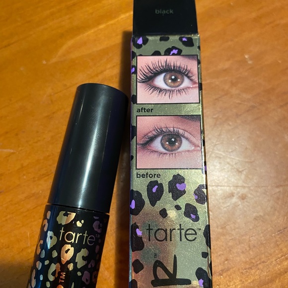 Tarte Maneater Voluptuous Mascara - Picture 4 of 16